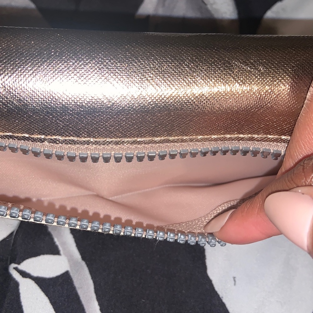 Wallet - Picture 3 of 7